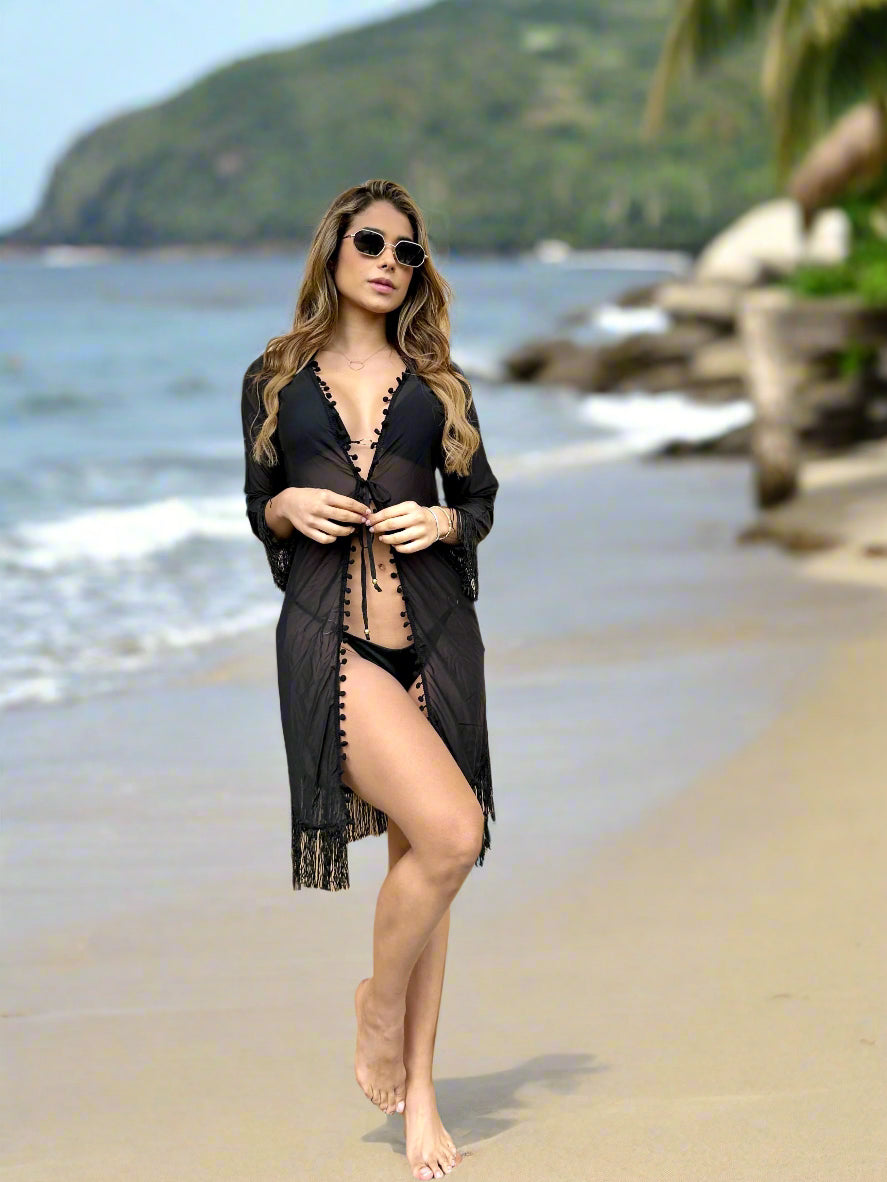 Solaya Lumière – Kimono Elegante y Versátil para Playa & Resort